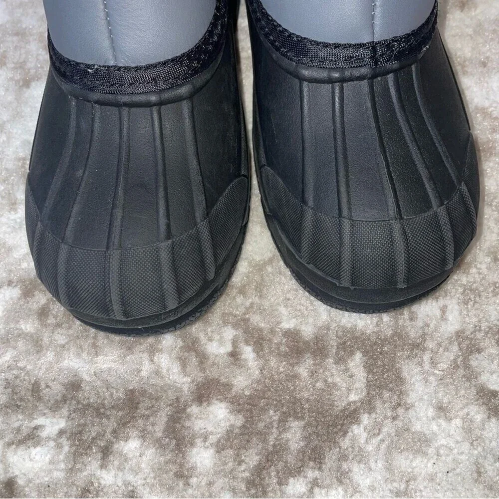 Totes brand pink & gray women's duck toe warm winter boots SZ 5 snow sledding